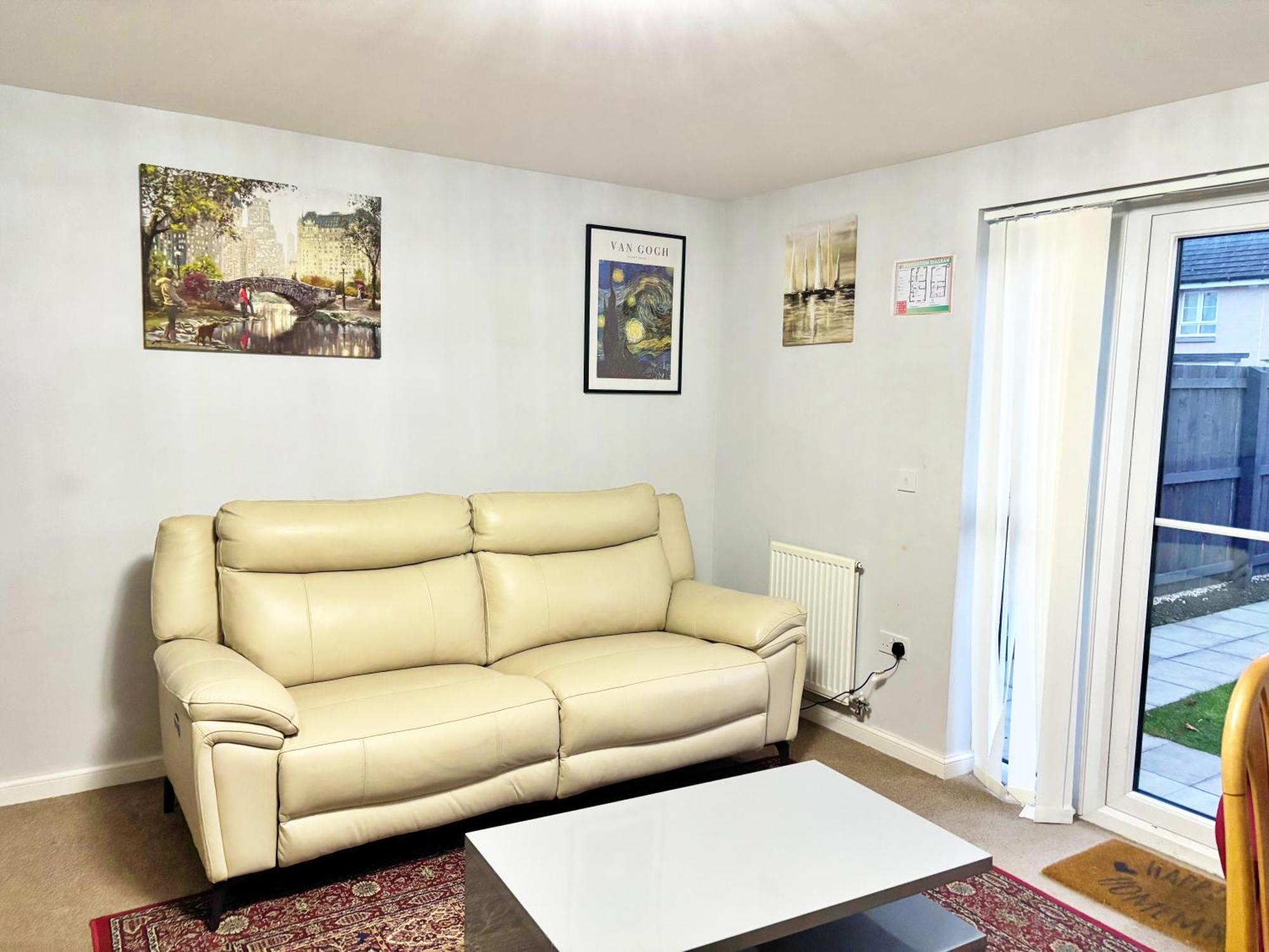 Hébergement de vacances Newbuild - 3 Bedrooms, 2 Baths,5 Mins From Airport *